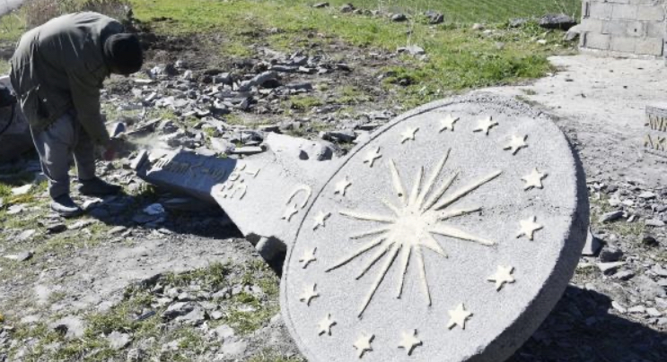 4F79DD86 A18E 44B7 9B26 E902E2CD705F