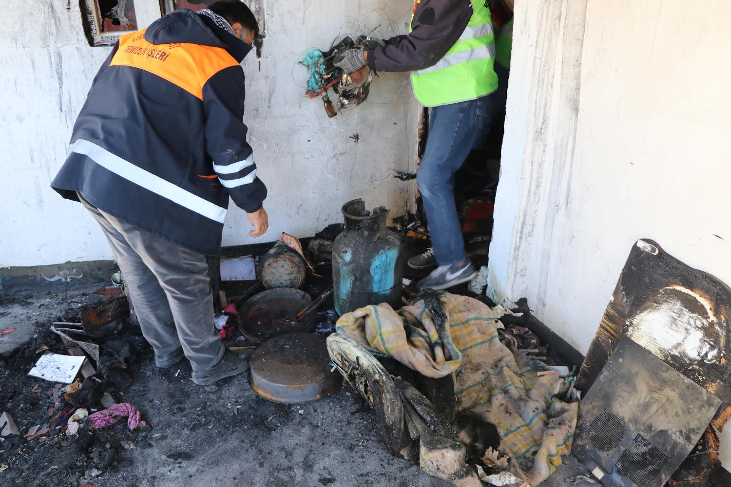 9BE50854 75C0 4450 8158 E3A211EB3C38