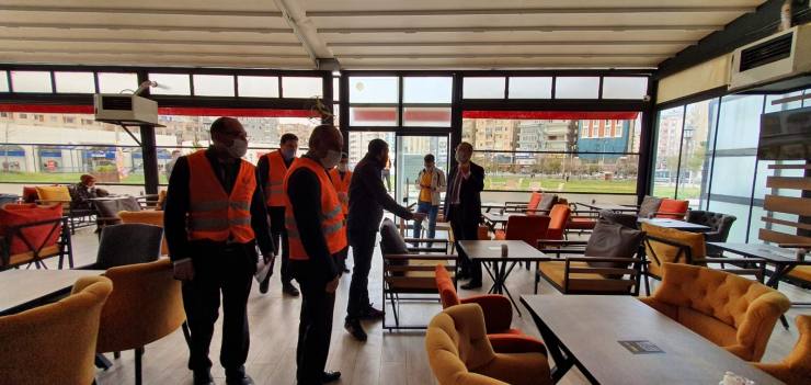 19AD5EB7 0594 4DBD 9497 BD7433E0DFA5