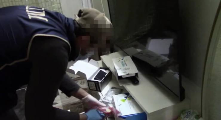 49E5D84D E230 4F75 AC59 BAD551EF7FE8