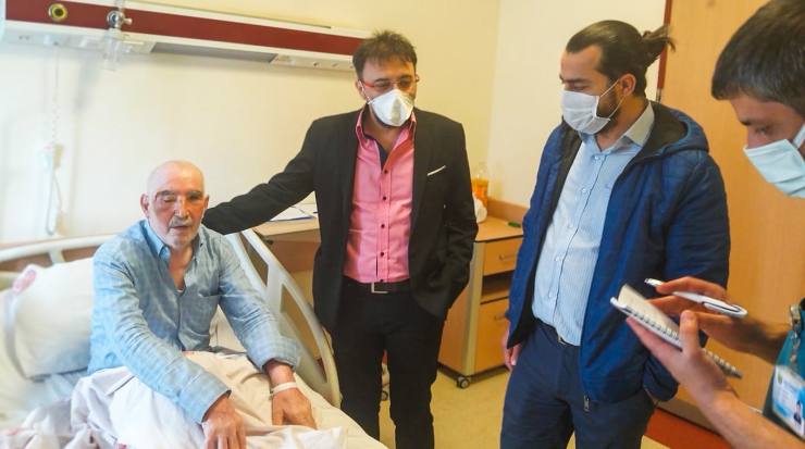 9AA8D0FF 739C 4BFE 9DF7 D343349EC358