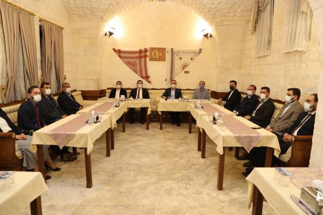 D639FBA9 5AC2 40D1 A56B A4F4A42AE0A1