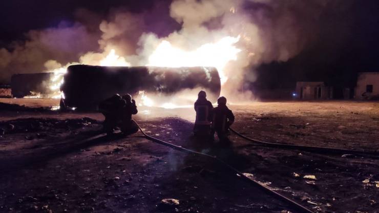 D9E42D0E F4EB 425C A2AD D8536DACB4B2