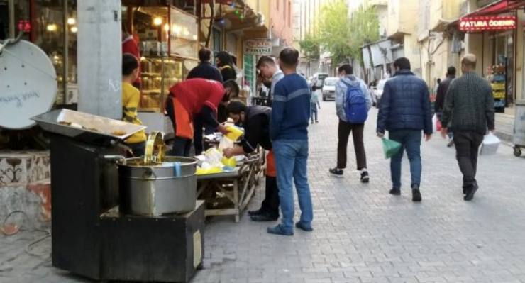 Ramazanın vazgeçilmezi 'meyan şerbeti' 6 176BCEA0 CB53 44B8 A033 55CD55E4C53D