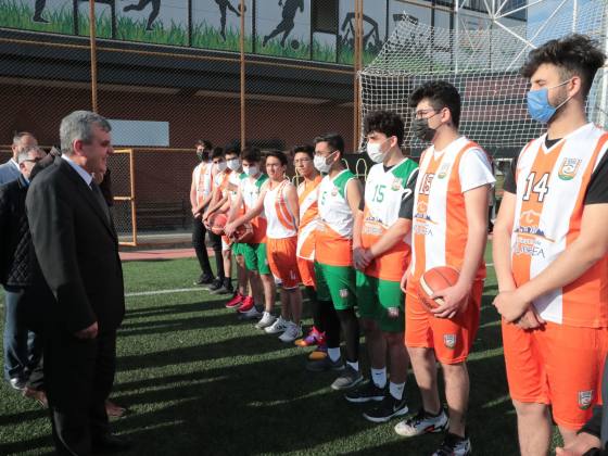 40729DC9 7A4F 4103 B7D1 A220F39ADBF7