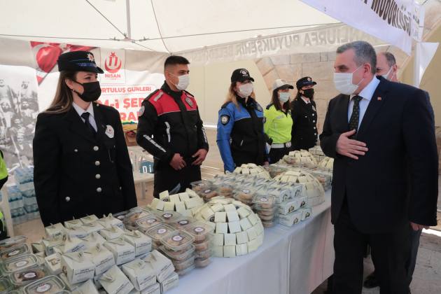 F1612CC6 C572 487C A1A2 B619C4046162