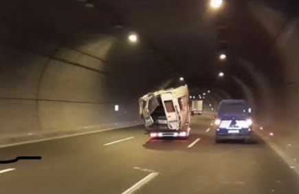 1F659723 8E6F 479F AE4A 3FB31CFE96E0