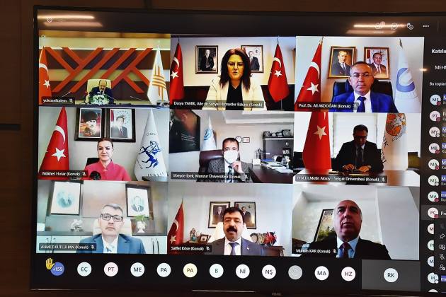 3E64F558 CC8B 43DA A6AA F3435E0E38E7