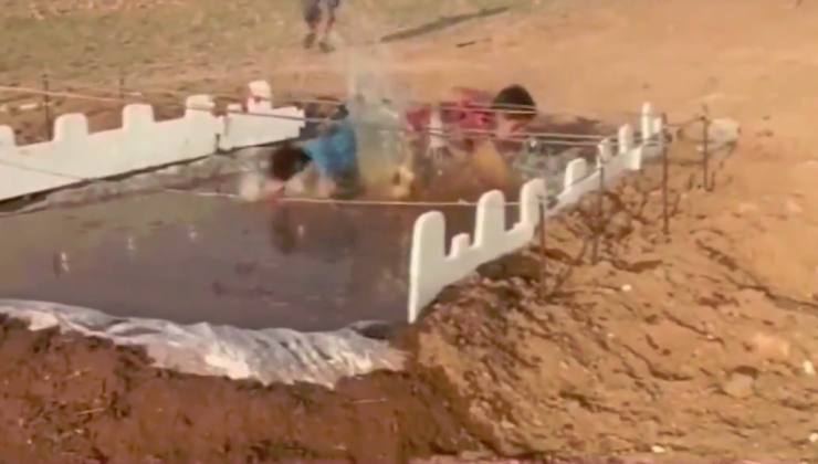 52335CDE 4ACE 46E3 B657 516F7D64E85C