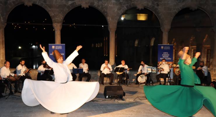 D48EE8E8 F7F4 468A AD33 5A82B4D89852