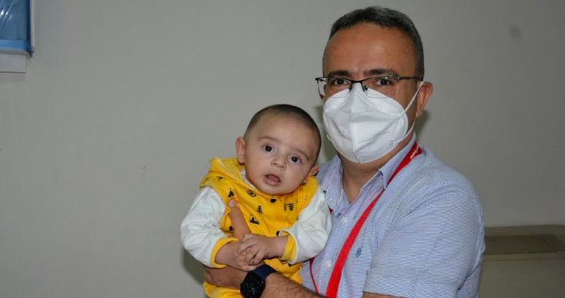 Kalp Ritim Bozukluğu olan 4 Aylık Bebek Tepecik Hastanesi’nde Sağlığına Kavuştu
