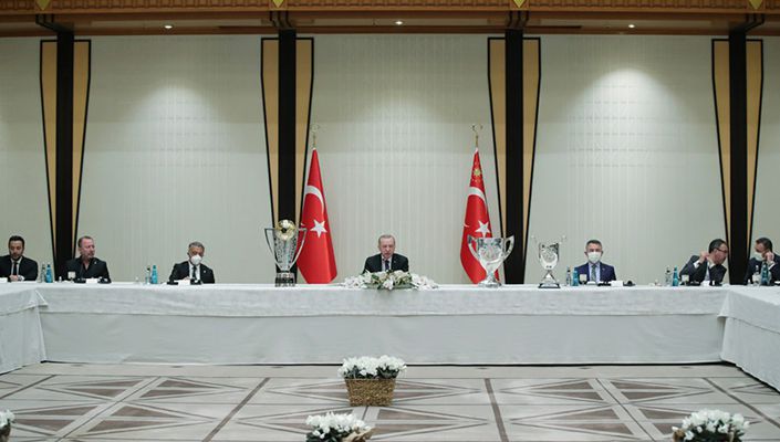 FA0937BC 0744 4D52 AAC4 BD383A4DA092