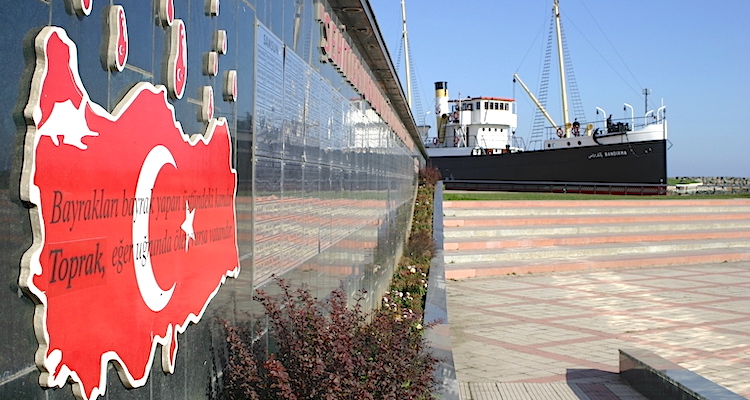 samsundan baslayan yuruyus 1905210828 m2