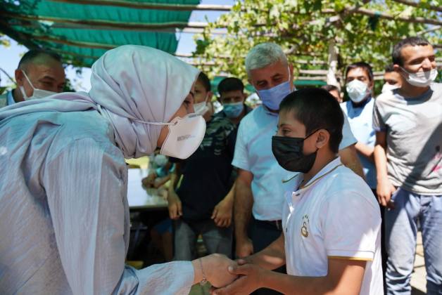 Özel Çocuklara Yakın ilgi 14 6