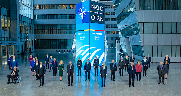 NATO zirvesi başladı