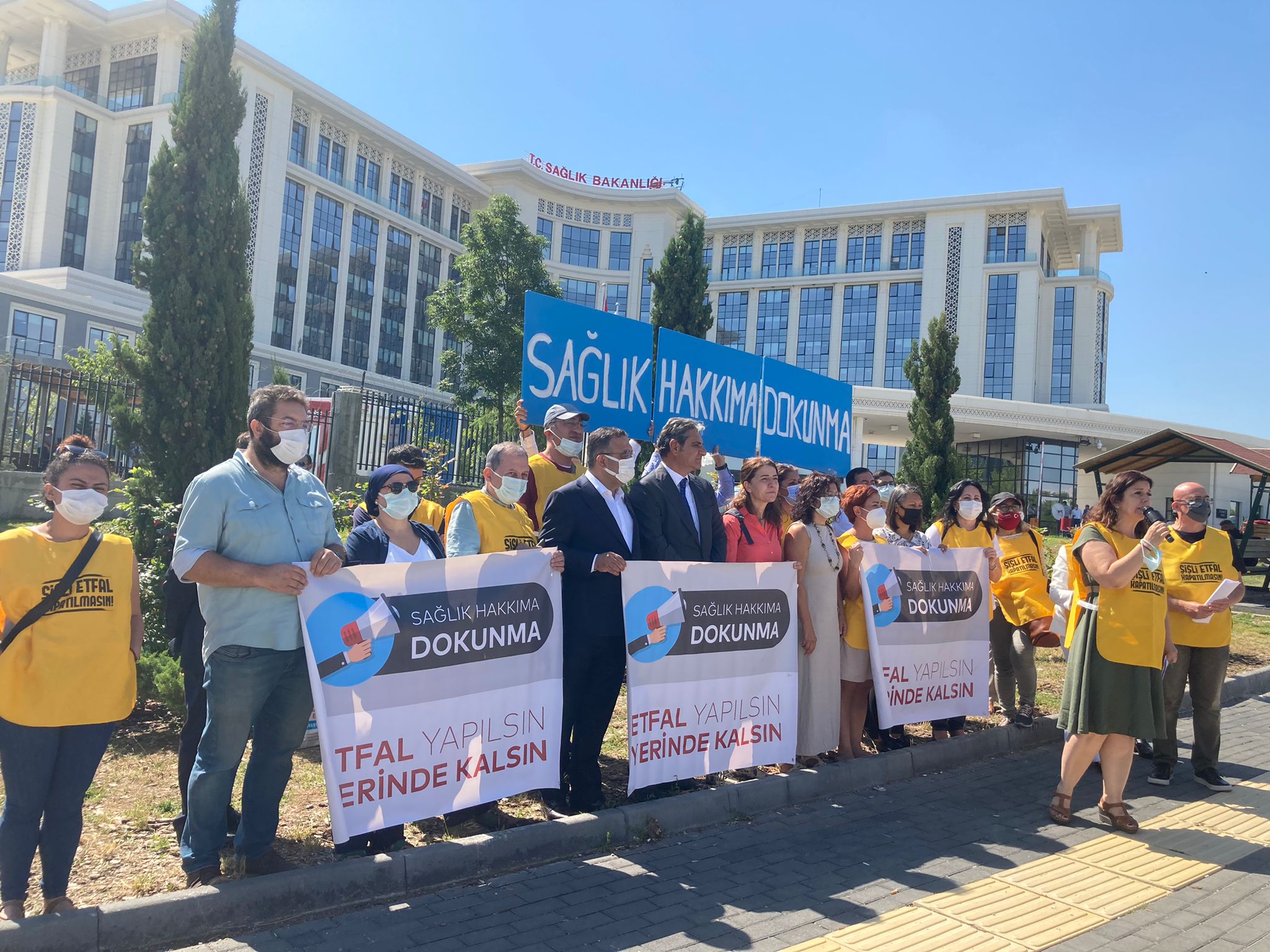 2386A970 AC9D 4D89 9323 DDEDB995FCC2