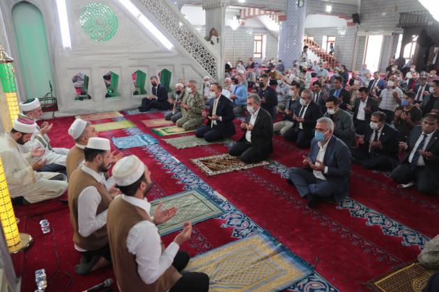 ŞEHİTLER İÇİN MEVLİD 6 D5574FD2 CAB2 4E5C 8008 73CFF7091F49