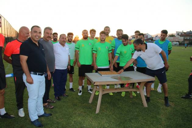 0621BBA8 80C8 4D73 8932 752B3AD86E28