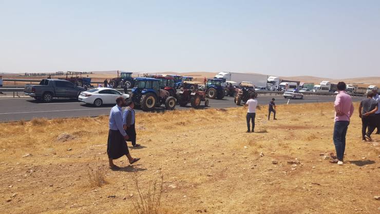 41AD2351 0735 4819 9720 8227C274B336