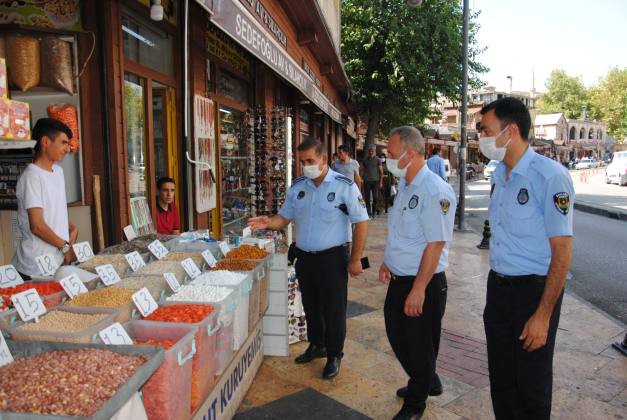 ZABITA'DAN KALDIRIM İŞGALİ DENETİMİ 10 CDA9595D D2D0 46EC BA40 6A8CCA4DE645