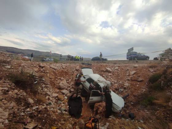 F4D87B2E 4A93 415F AB58 5EEEF8C67884