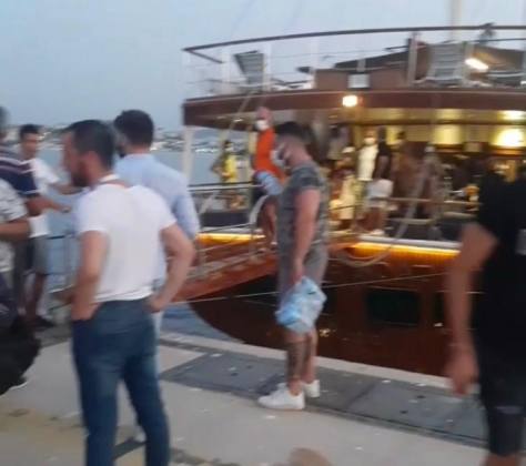 FA3B9D33 21A8 46AB B765 F39B12A6CA56