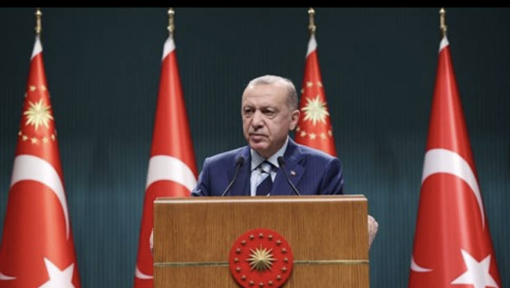 331B0448 EBED 41DB 8B4B 2AEB1A1BA8AF