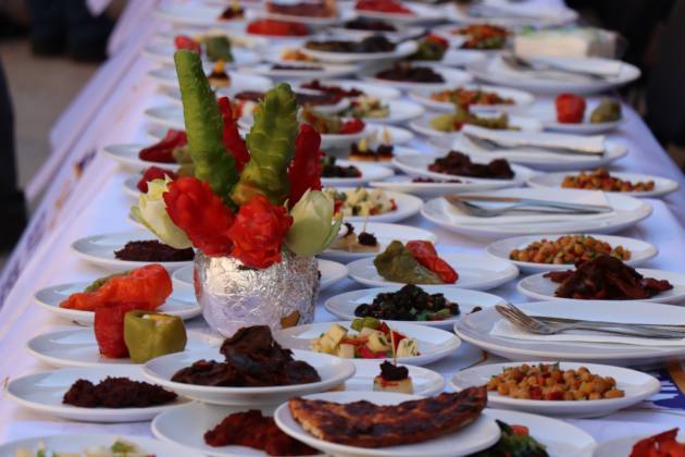 İSOTLU KAHVALTI 6 CC62CD13 0C41 4B63 B50D 59EF905B74FB