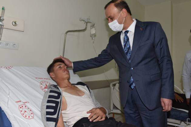 Yaralıları Ziyaret 6 31EB481B C441 4B4A 895D C2D1271451C1