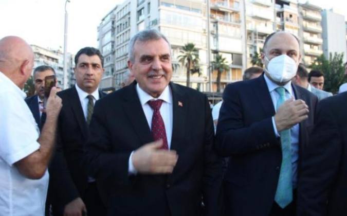 997956B3 1B65 4D06 AA35 4F5E6FAF87B3