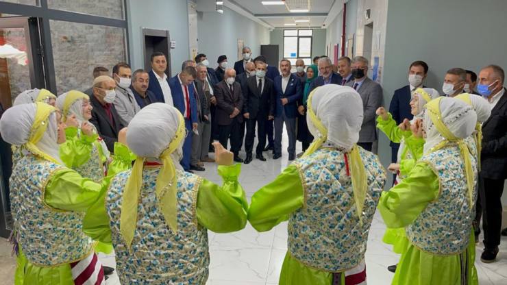 Mahmud Esad Coşan İlk ve Orta Okulu Açıldı 14 WhatsApp Image 2021 11 03 at 17.53.48 1