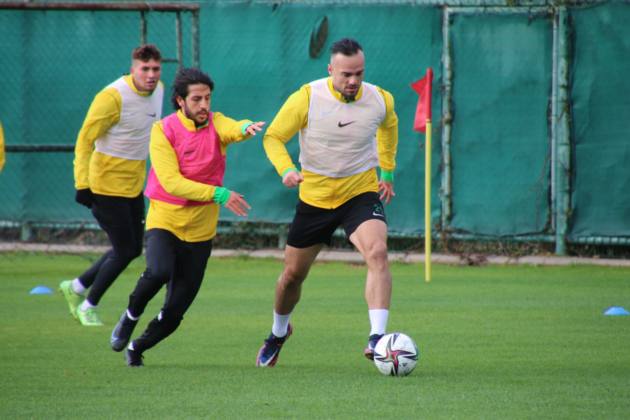 0570E49F D23D 4C3B B5DF 77F8916256C0