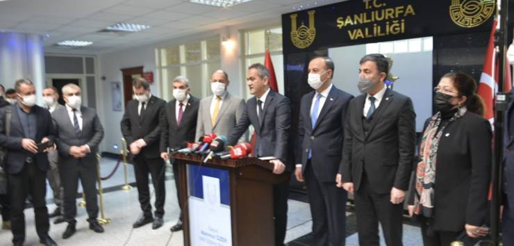 7DF61322 40A4 4FB8 99CD D4B12E43DA81