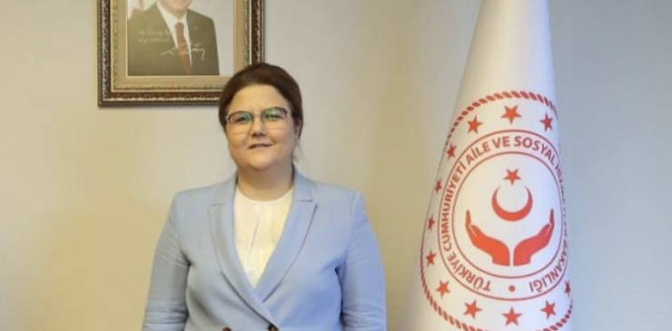 9A83EE1D E0AF 4A04 BDC3 E17E742A2E86