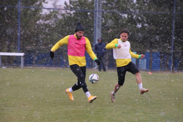 ŞANLIURFASPOR İLK MAÇINA HAZIR 10 AF7D152A 4F52 439F 85B9 5BE98A9D2306