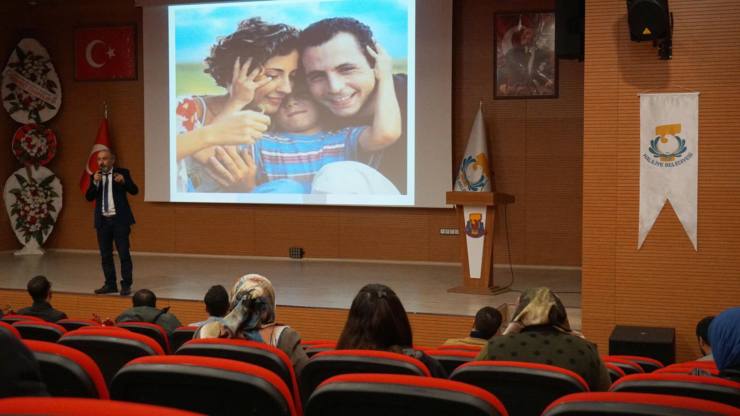 C5E60FE6 E927 4E73 8BCE EAF10CC2E405