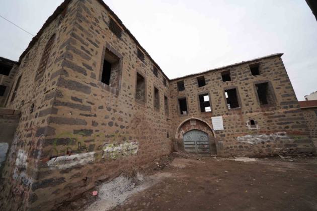 E92ACC24 621F 467A 9A2F 21EB292FE937