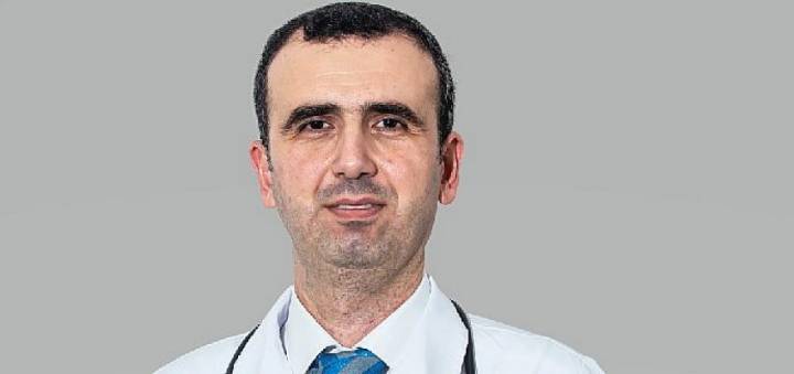 ishali olan cocuga sik araliklarla yemek verin