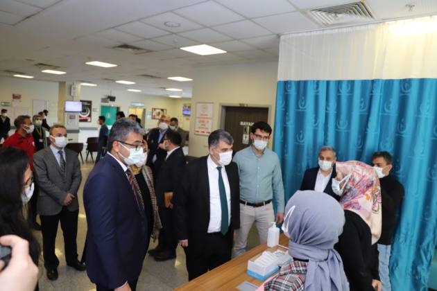 GÜLÜM’DEN HASTANE ZİYARETİ 11 WhatsApp Image 2022 02 16 at 18.24.16