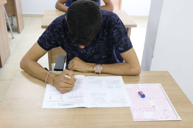 GENÇLERİN GELECEĞİ ! 11 92488483 B07B 4BD7 AAA5 368E00463D81