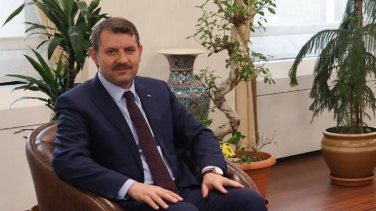 Yiğidoların sevincine ortak oldu 6 F03C46EA 9506 4AA2 95A6 F78F94122123