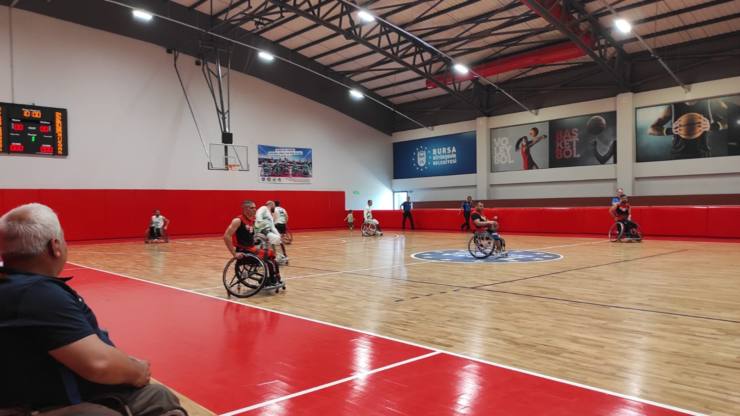 BÜYÜKŞEHİR BURSA’YI MAĞLUP ETTİ 6 88DD5339 F506 4832 8010 77937E67607F