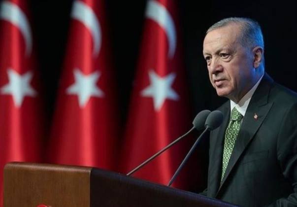 74E8B6AC EC3E 4455 9EAF 7E031C22C8EE