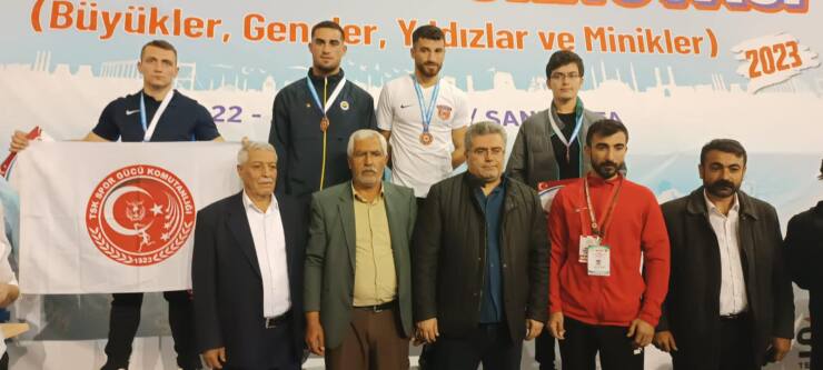 Urfalı Kıck Boksçular Türkiye Şampiyonu 