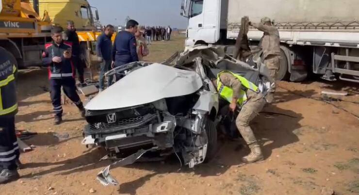 Urfa Haberleri trafik kazası: 2 ölü, 1 ağır yaralı