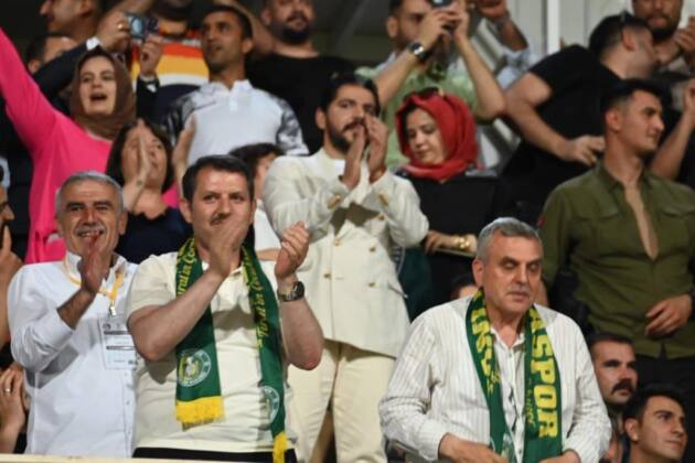 73081059 44aa 4d38 9afb ee787445be5a