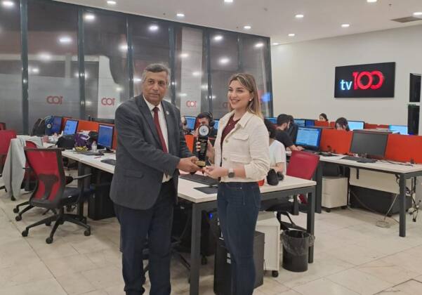 b310971f 64f9 4f52 8f66 47a5d6ae9070