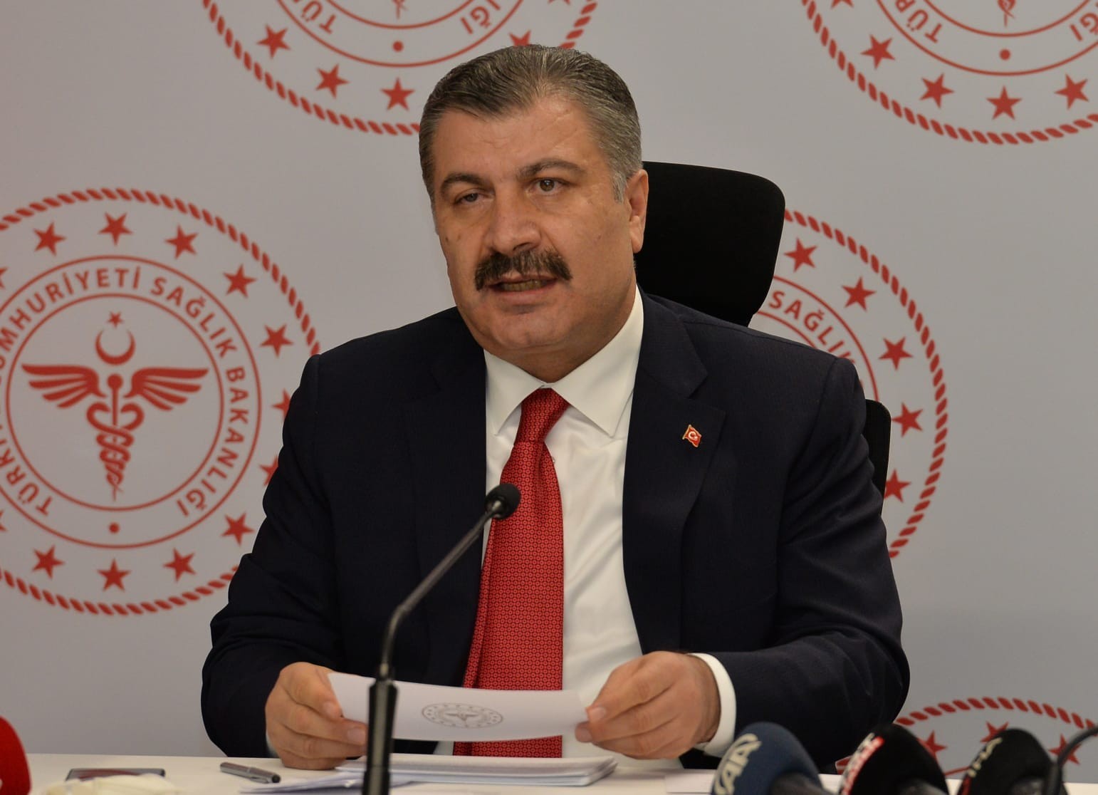 Covid-19, artık griple nasıl mücadele ediliyorsa tıpkı öyle mücadele edilecek bir hastalıktır. 85 Milyon müsterih olsun