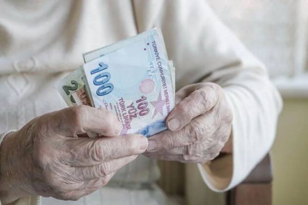 Urfa Haberleri Memur ve emekli maaş zamlarıyla ilgili teklif kabul edildi