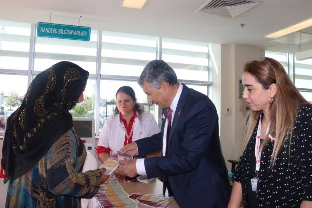 FARKINDALIK SAYESİNDE MEME KANSERİ ÖNLENEBİLİR 10 IMG 20231031 WA0008